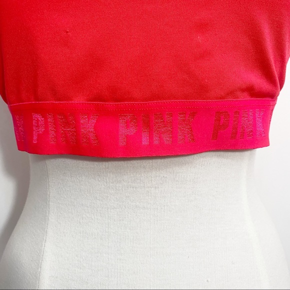 VS PINK Ultimate unlined sports bra. No pads but has pockets for them. L - Picture 2 of 8